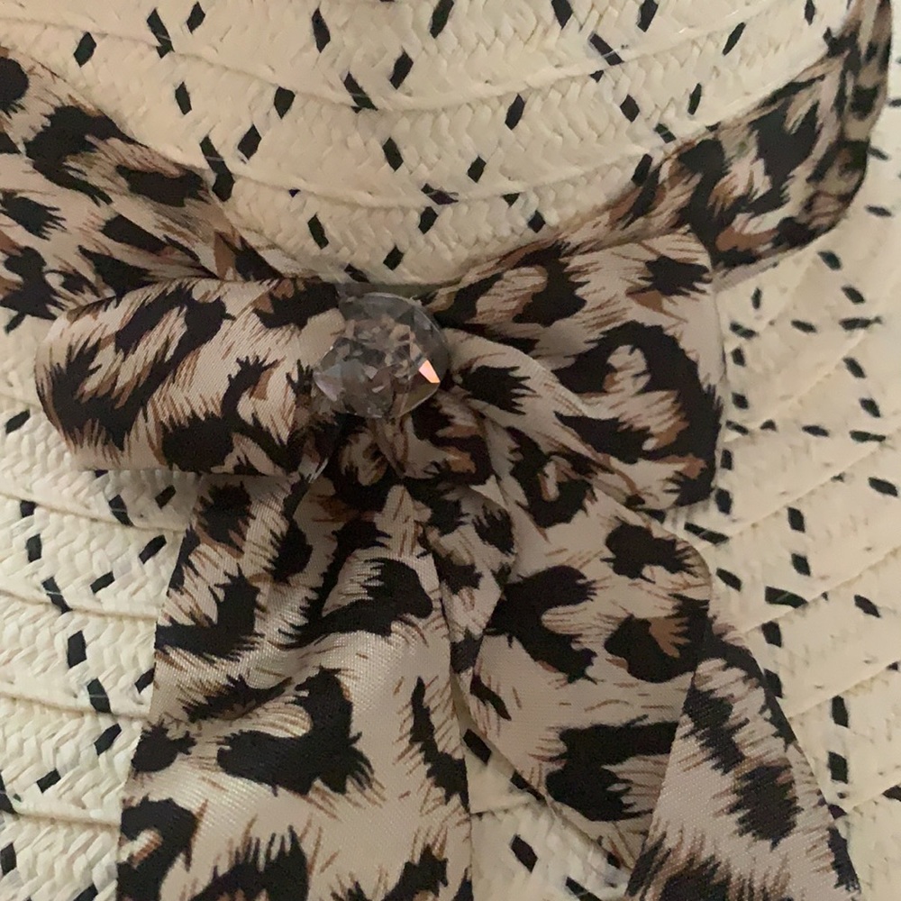 MAGID tan Summer wide brim Floppy Sun Hat w/leopard band… - Picture 2 of 9